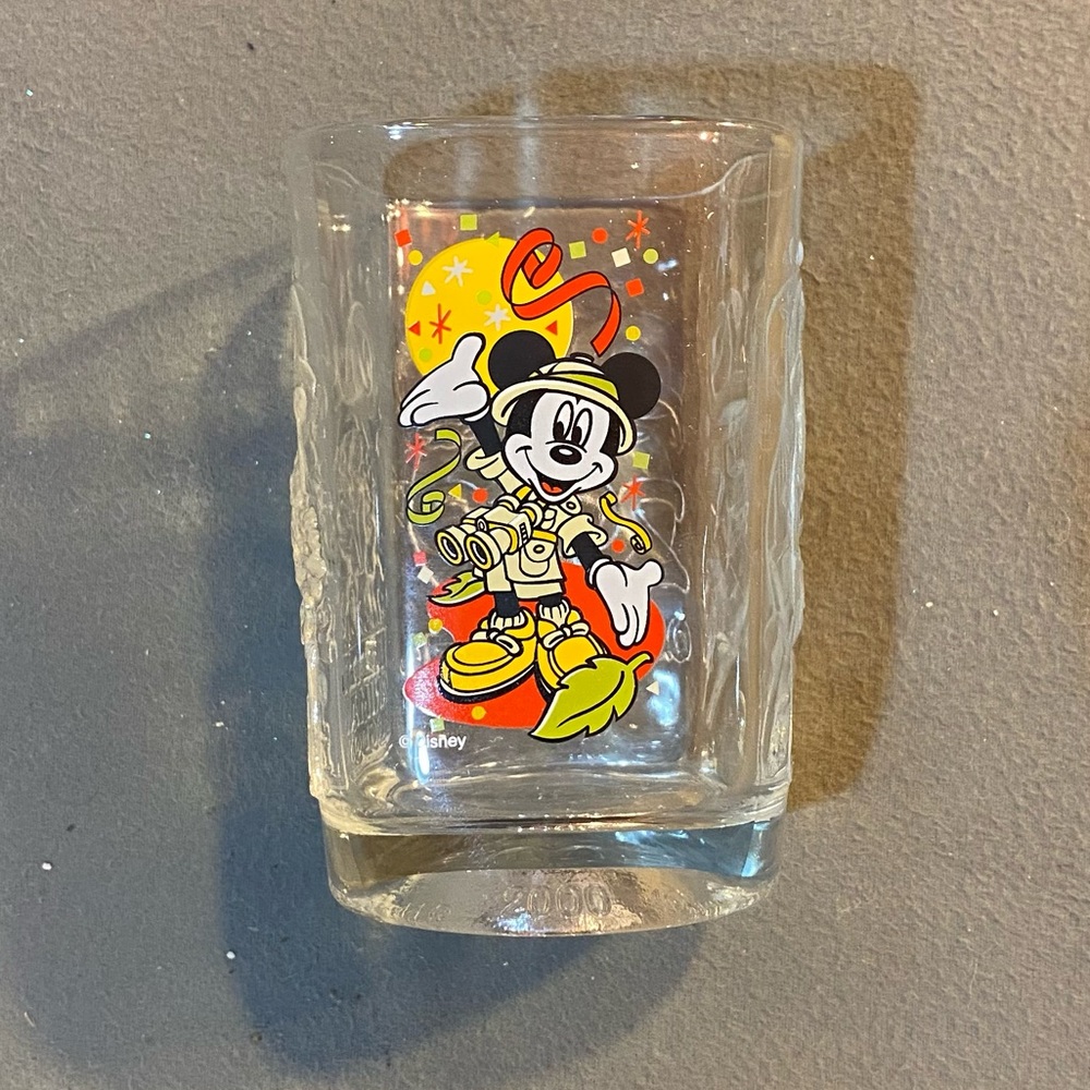 Mickey Mouse Vintage Glass McDonalds Disney Millennium Celebration